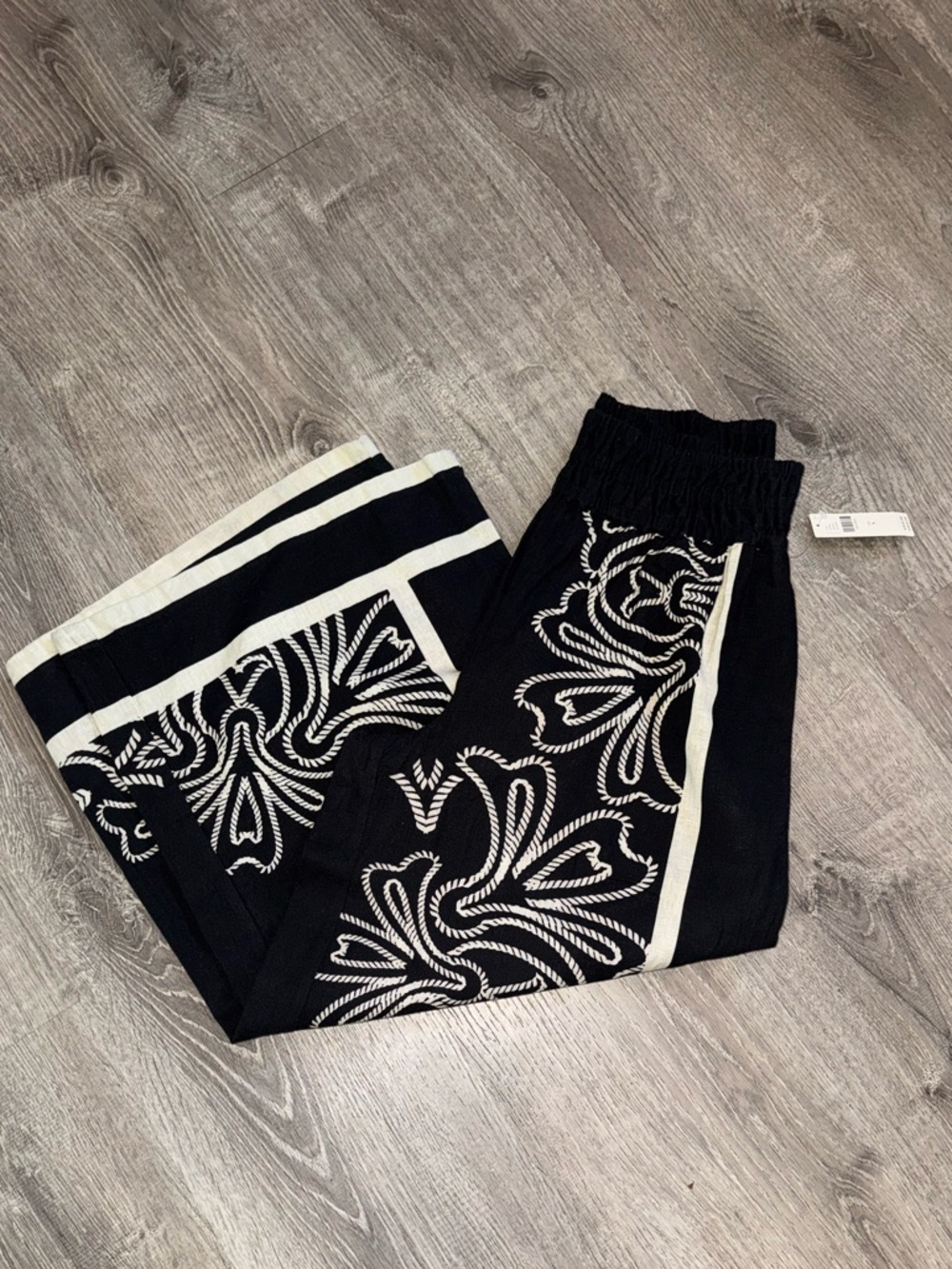 NWT ANTHROPOLOGIE 2PC LINEN SET BRENNA SHIRT SOMERSET PANTS IN BLACK PRINT S SP - Picture 11 of 16